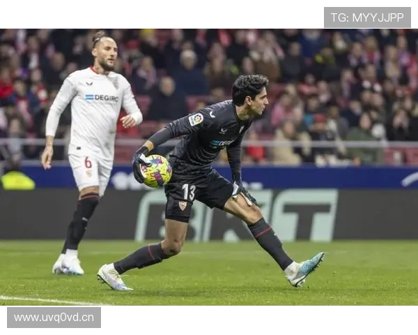 塞维利亚财政危机加剧影响球队竞争力，对赛季表现与联赛格局构成挑战