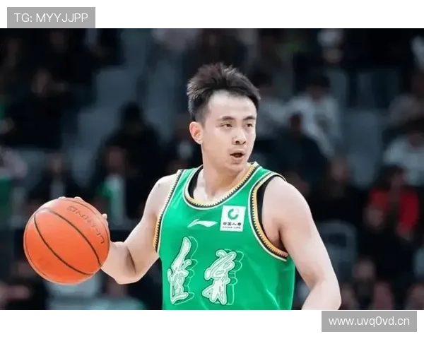 赵继伟家里爆豪车堆成山，这跟他球场上那股狠劲简直反差笑skr人